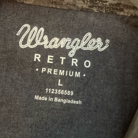 Wrangler Retro Premium Gray Floral Western Pearl Snap Shirt, Size L, NWT - Picture 7 of 16